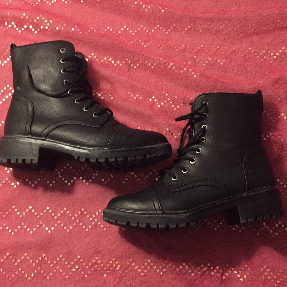 New All black Combat Boots